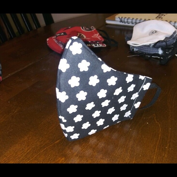 Mask - Picture 5 of 6